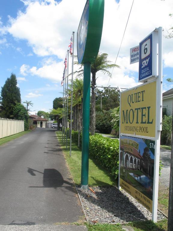 Captains Quarters Motor Inn Кембридж Экстерьер фото